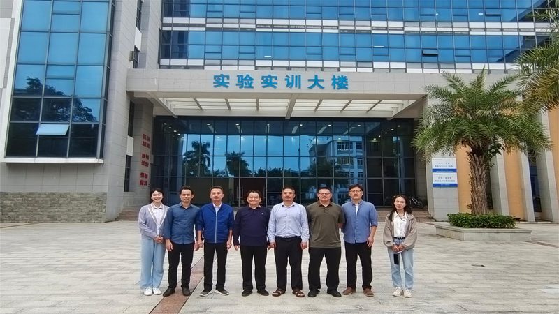 深圳插件来料加工：揭秘其价格构成与选择要点